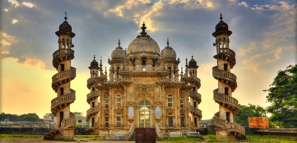Top 10 Banquet Halls in Gujarat